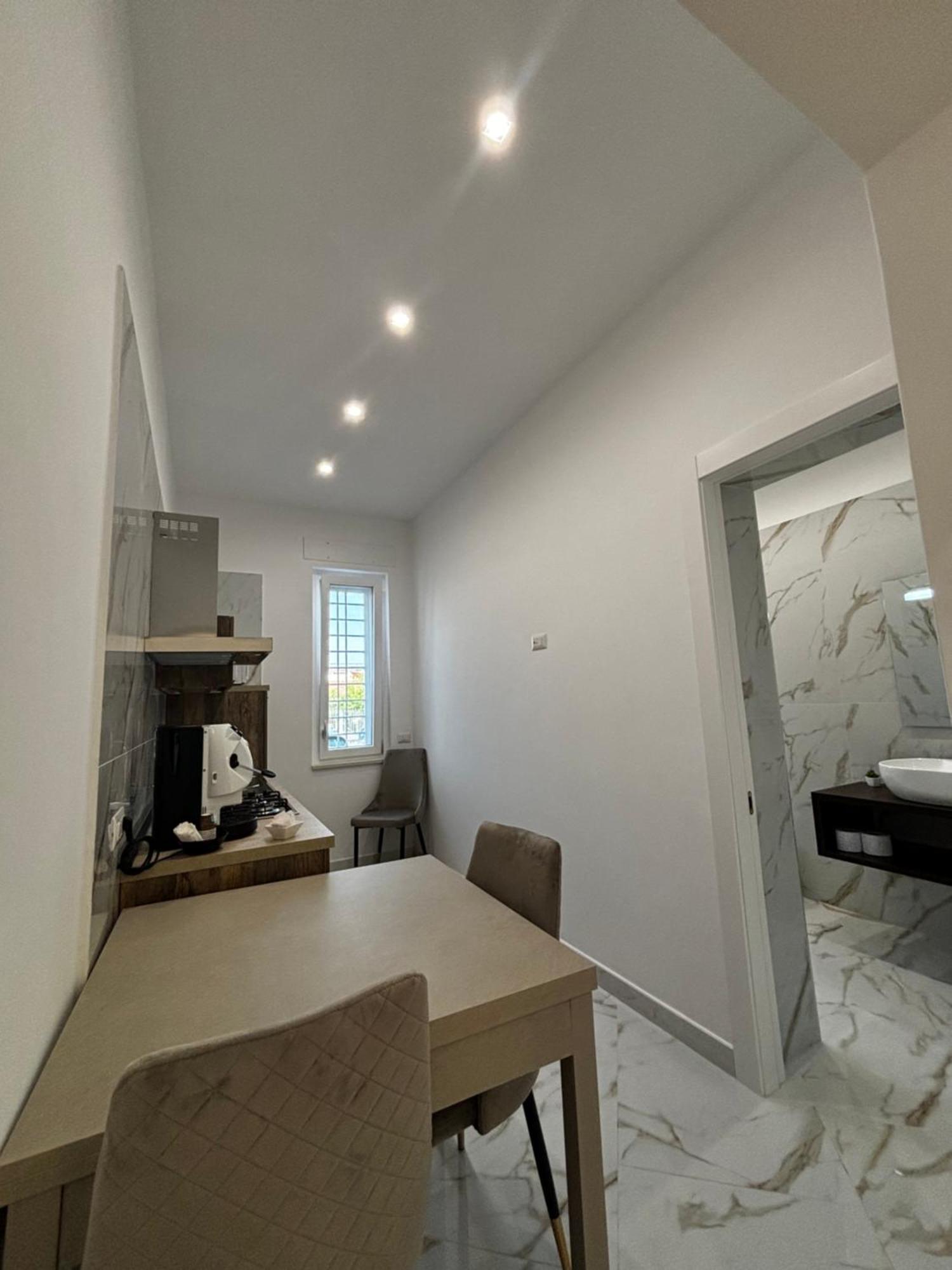 폼페이 A Casa Di Nina Modern House 아파트 외부 사진